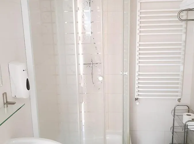 Dwór Pomorski Bed and breakfast