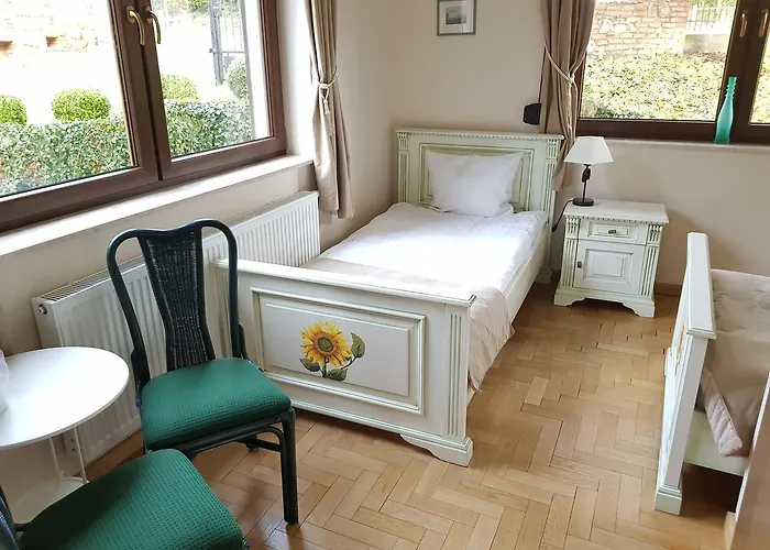 Dwór Pomorski Bed and breakfast 4*